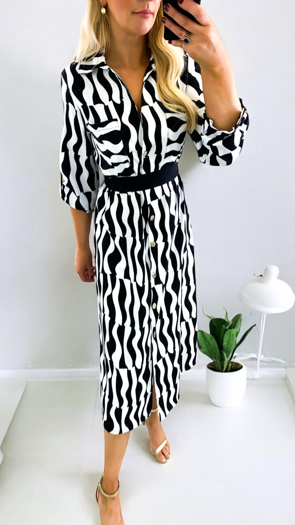 A2046 Lina Black/White Printed Shirt Dress