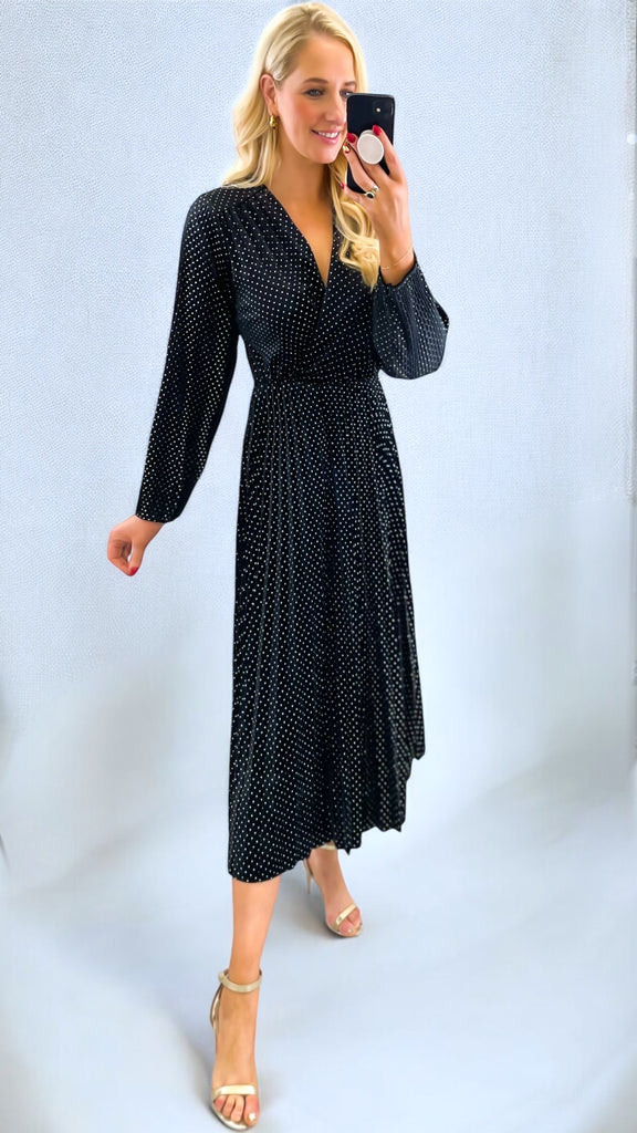 A2079 Black Sparkle Velvet Pleat Dress