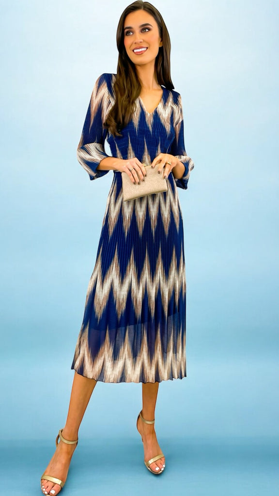 A2238 Navy Zig Zag Loose Top Dress